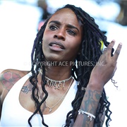 Roes (Pansexual/Undefined, Agender, All Pronouns)