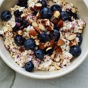 Berry Cheesecake Overnight Oats