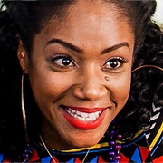 Dina (Girls Trip, 2017)