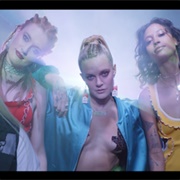 Bitches Remix - Tove Lo,Charli Xcx, Alma, Icona Pop, Elliphant