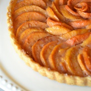 Chunky Persimmon Pie