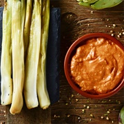 Calçots Con Romesco