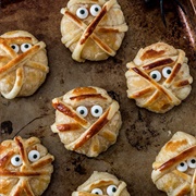 Baked Cheese Mummies