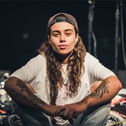 Tash Sultana (They/Them)
