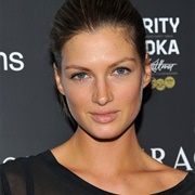 Vanessa Breuer (Fashion Model)