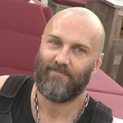 HUBERTUS REGOUT (Queer, Non-Binary, They/Them)