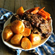 Roast Beef With Potato,Carrot,Onion