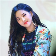 Soyeon ( (G)I-Dle )