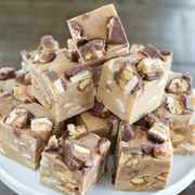 Peanut Butter Snickers Fudge