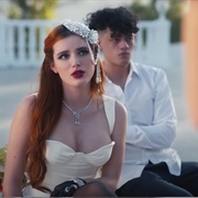 Shake It - Bella Thorne