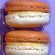 Kreuther Handcrafted Chocolate Salted Caramel Cheesecake Macarons