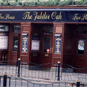 The Jubilee Oak - Crawley
