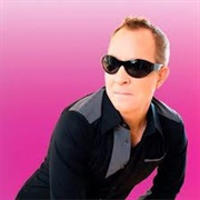 Fred Schneider (B-52S)