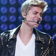 All Around the World - Justin Beiber