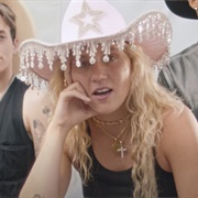 Kat Cunning (Queer, Non-Binary, They/Them)