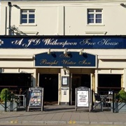 The Bright Water Inn - Shirley