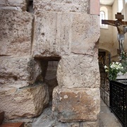 Church of Saint Alexander Nevskiy and Archaeological Finds