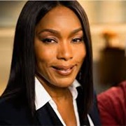 Angela Bassett