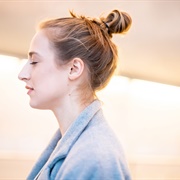 Ellie Moon (Queer, She/Her)