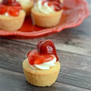Mini Cherry Cheesecake Cookie Cups
