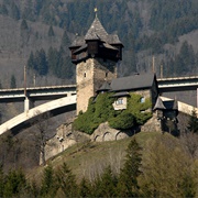 Falkenstein Castle (Niederfalkenstein)