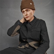 Heidi Mortenson (Queer, Non-Binary, He/She)