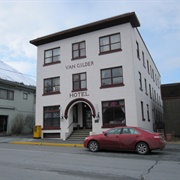 Van Gilder Hotel