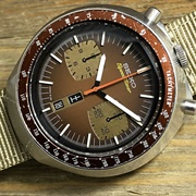 6138-0040 Bullhead Speedtimer Chronograph. (Brown or Navy)