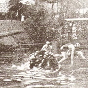 200 Meter Obstacle Swim