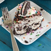 Cake Batter Oreo Cheesecake