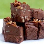 Chocolate Almond Cheesecake Fudge