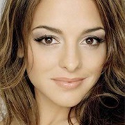 Estefania Küster (Dancer)