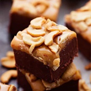 Caramel Cashew Fudge