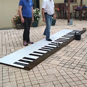 Play a Walking Piano