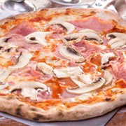 Pizza Prosciutto E Funghi