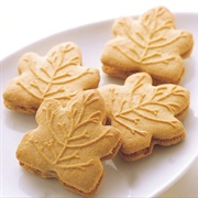 Maple Leaf Creme Cookies
