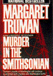 Murder in the Smithsonian (Margaret Truman)