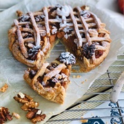 Apple and Walnut Pizza