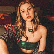 Amanda Döring (Lesbian, She/Her)