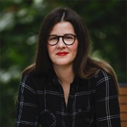 Kristen Arnett (Lesbian, She/Her)