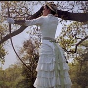 Wynona Ryder White Archery Dress- The Age of Innocence