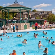Hathersage Swimming Pool