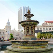 Victoria Fountain &amp; National Monument, Kuala Lumpur, Malaysia