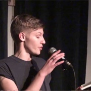 Dia Davina (Queer, Genderqueer, They/Them)