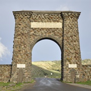Roosevelt Arch, Yellowstone National Park