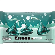 HERSHEY&#39;s KISSES Holiday Milk Chocolate With Cherry Cordial Crème Candy