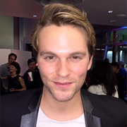 Van Hansis (Gay, He/Him)