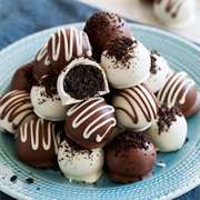 Oreo Cheesecake Truffles