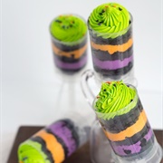 Halloween Cake Push-Up Pops