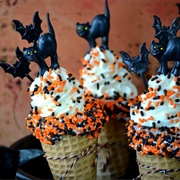 Halloween Cheesecake Cones